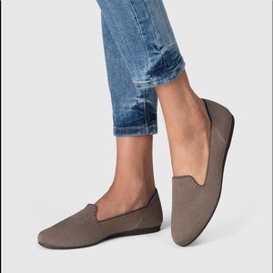 Rothy’s the loafer in mocha size 6 1/2 like new